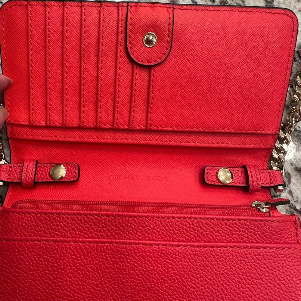 Michael Kors Jet Set Travel 3-in-1 Crossbody Bag Purse - Color: Coral Reef - Picture 7 of 10